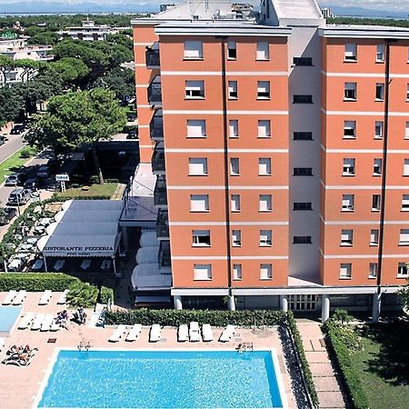 Residenza Alisei Apartment Lignano Sabbiadoro Exterior foto
