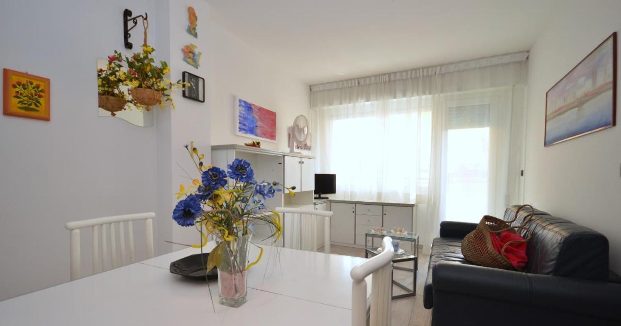 Residenza Alisei Apartment Lignano Sabbiadoro Exterior foto