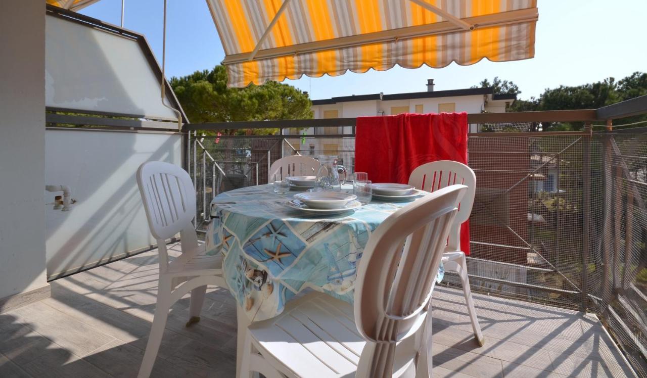 Residenza Alisei Apartment Lignano Sabbiadoro Exterior foto