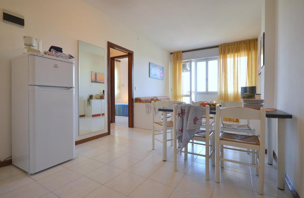 Residenza Alisei Apartment Lignano Sabbiadoro Exterior foto